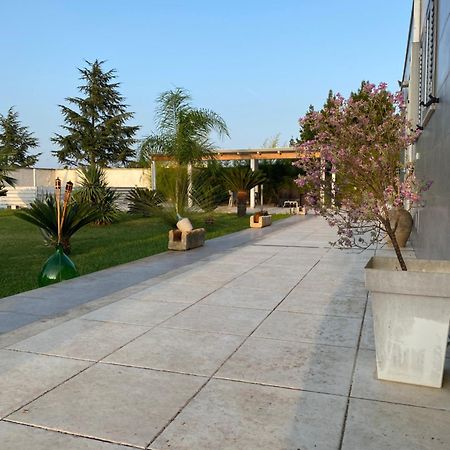 B&B Italia Carmiano  Екстериор снимка
